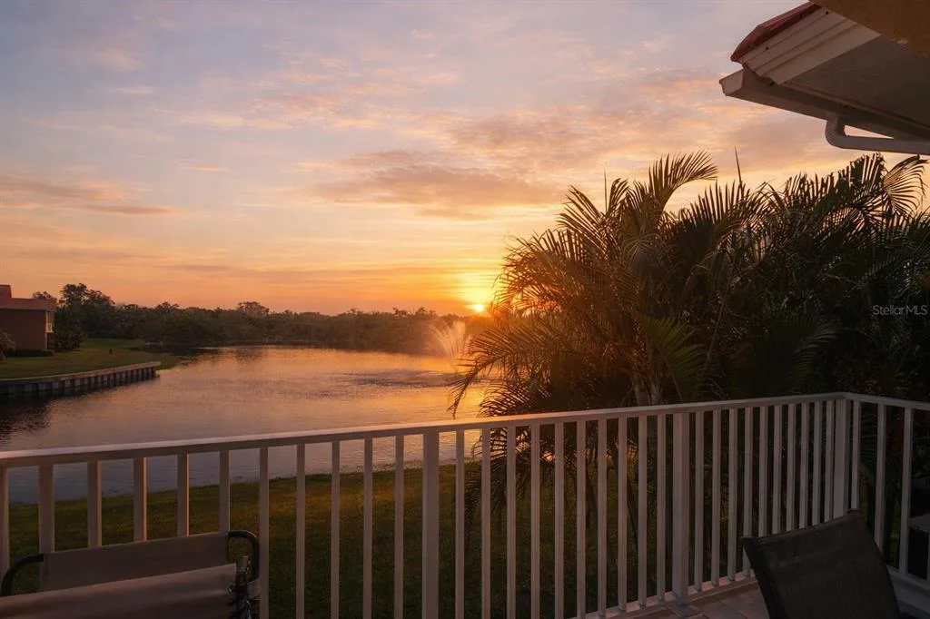 17 FRANKLIN COURT S # C, ST PETERSBURG, FL 33711