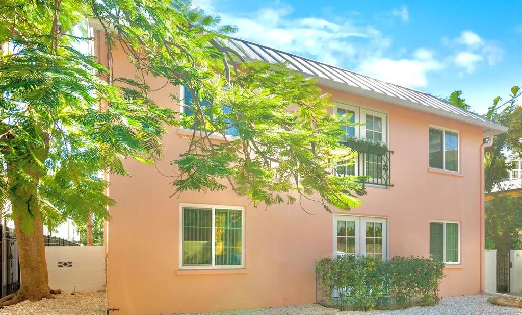 1516 OAK STREET, SARASOTA, FL 34236