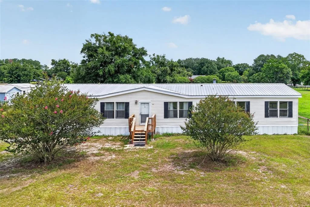 311 SE HIGHWAY 42, SUMMERFIELD, FL 34491