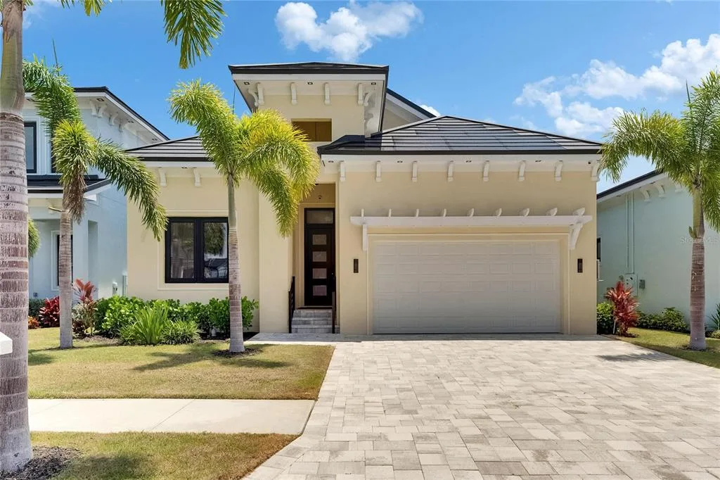 6532 SIMONE SHORES CIRCLE, APOLLO BEACH, FL 33572