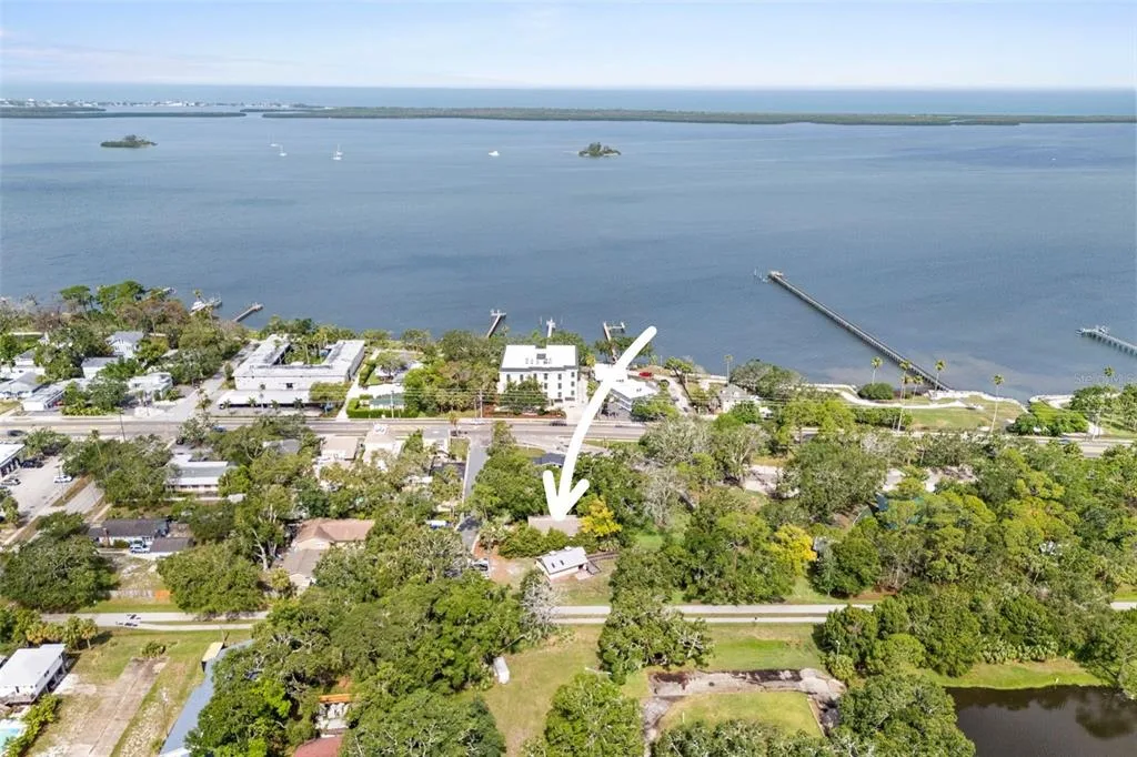 328 PERSHING STREET, DUNEDIN, FL 34698