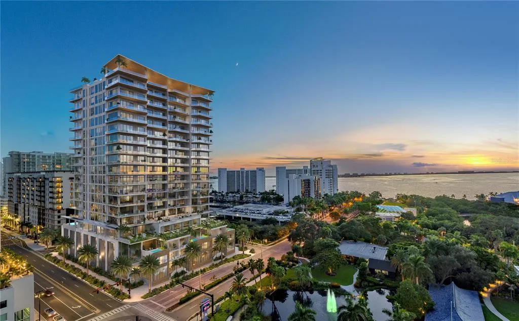 668 QUAY COMMONS # 502, SARASOTA, FL 34236