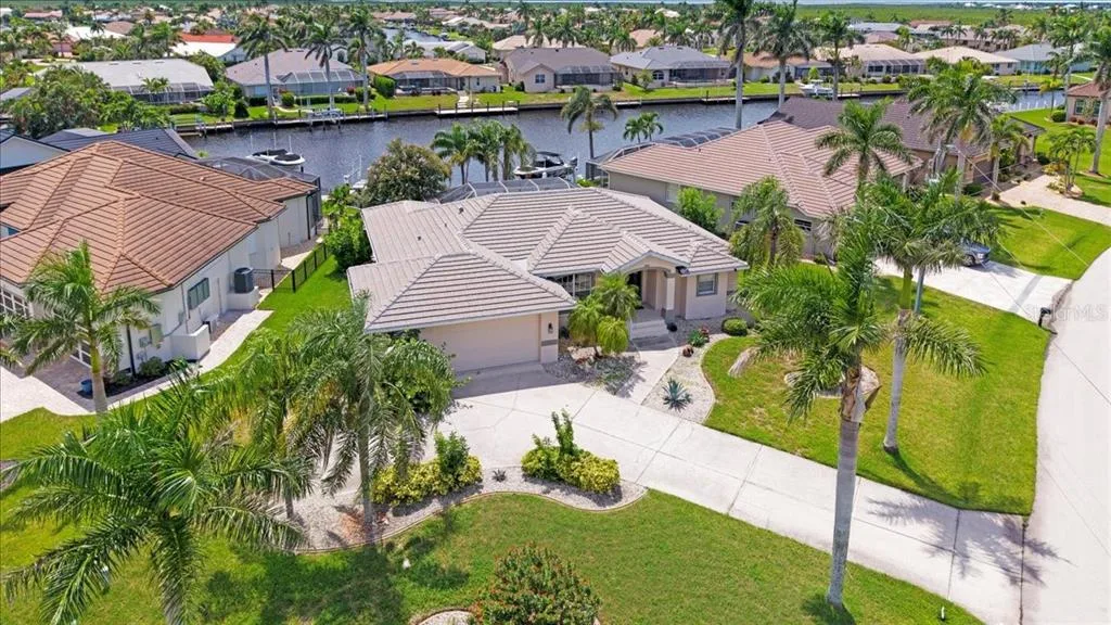 527 SAINT GIRONS COURT, PUNTA GORDA, FL 33950
