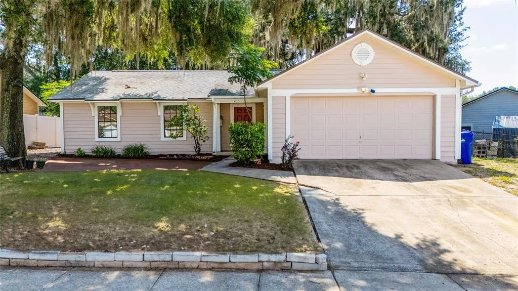 401 HAGER DRIVE, OCOEE, FL 34761