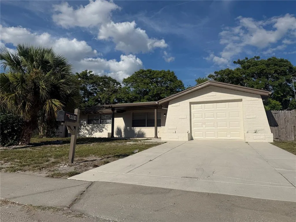 9004 SAINT REGIS LANE, PORT RICHEY, FL 34668