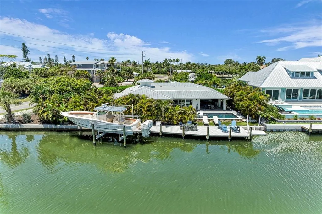 501 68TH STREET, HOLMES BEACH, FL 34217