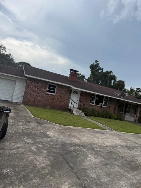 1921 GLENWOOD ROAD, DELAND, FL 32720