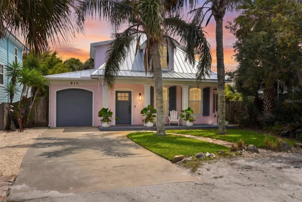 915 MAPLE STREET, NEW SMYRNA BEACH, FL 32169