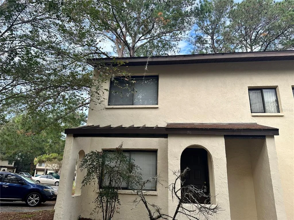 2735 SW 35TH PLACE # 2001, GAINESVILLE, FL 32608