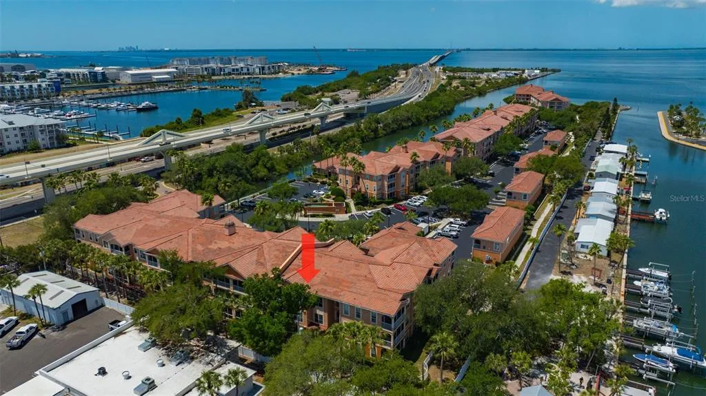 5000 CULBREATH KEY WAY # 1-306, TAMPA, FL 33611