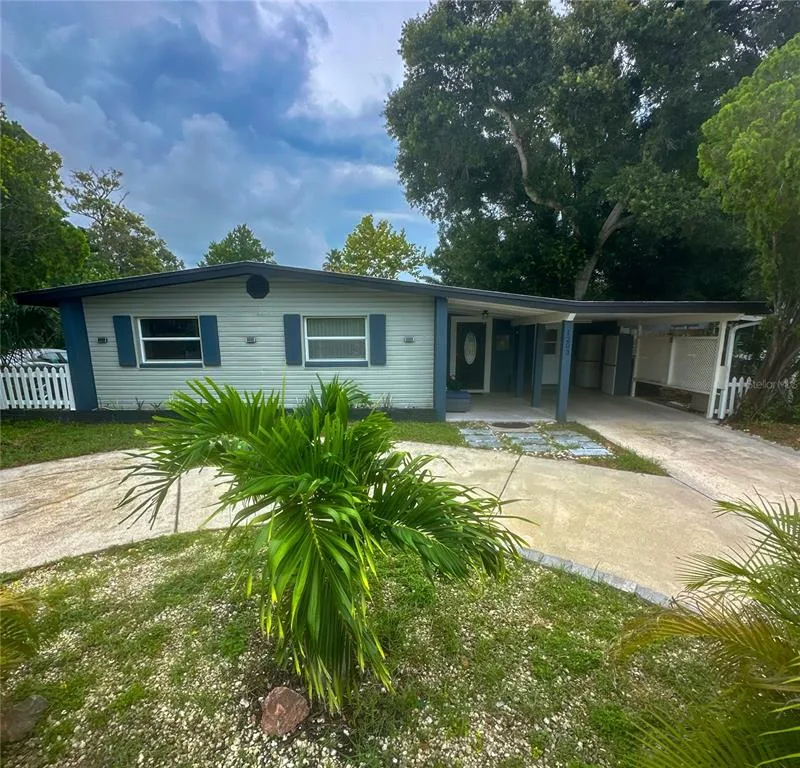 1203 N SATURN AVENUE, CLEARWATER, FL 33755