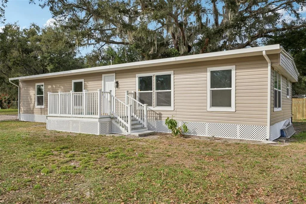 1427 COMBEE LANE, LAKELAND, FL 33801