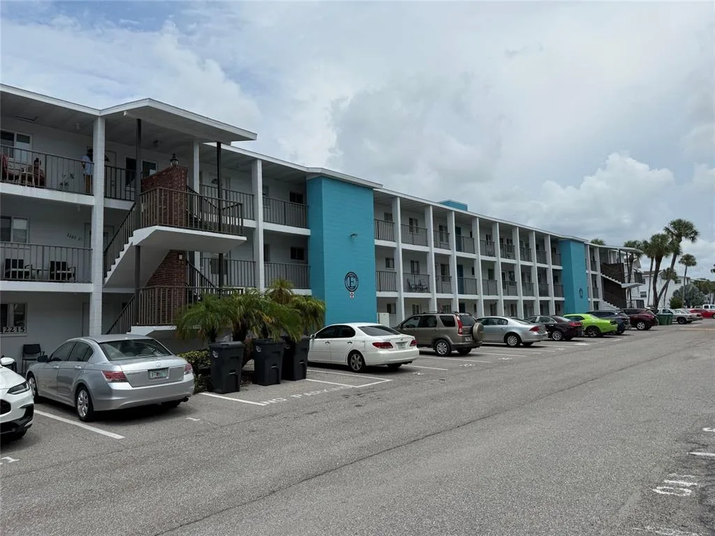 2223 SUNSET DRIVE # E24, BRADENTON, FL 34207