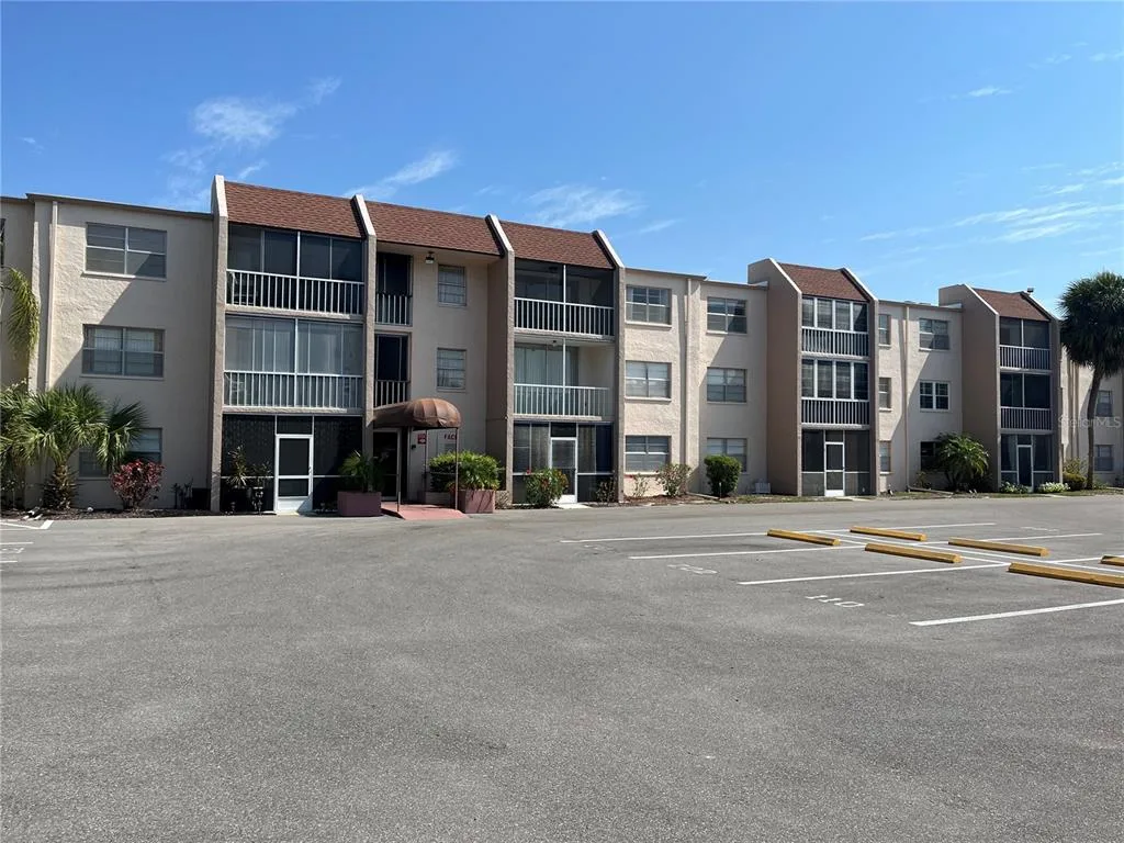 519 ALBEE FARM ROAD # 210, VENICE, FL 34285