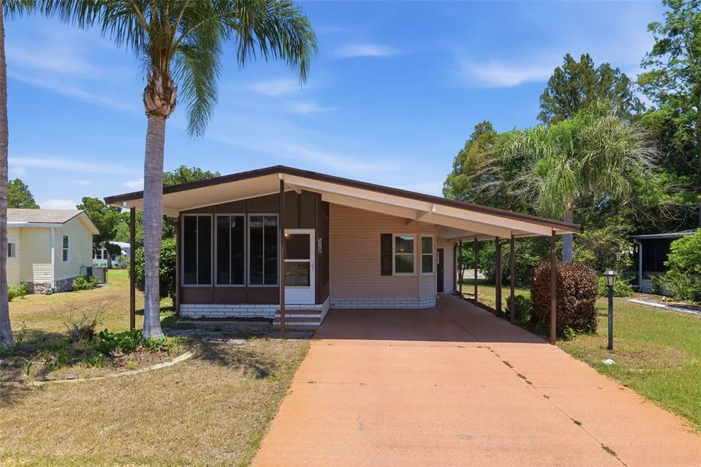 520 TIVOLI PARK DRIVE, DAVENPORT, FL 33897