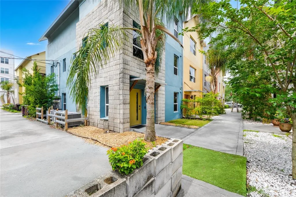 1607 WOODWARD STREET # 11, ORLANDO, FL 32803