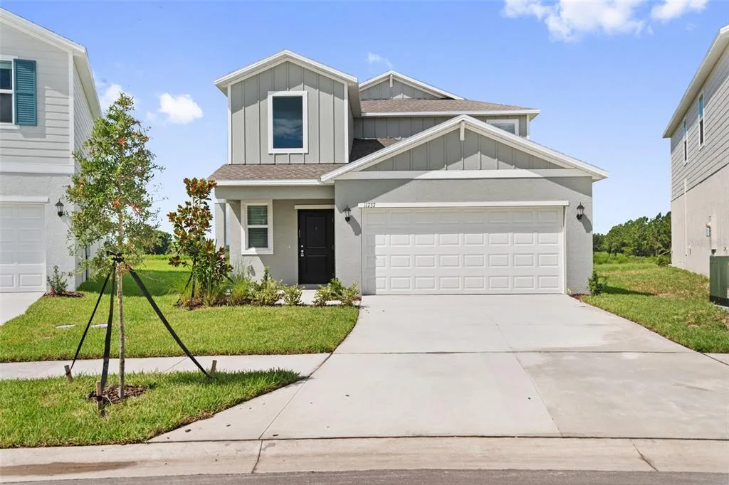 11709 NOBLE BLOSSOM LOOP, DADE CITY, FL 33525