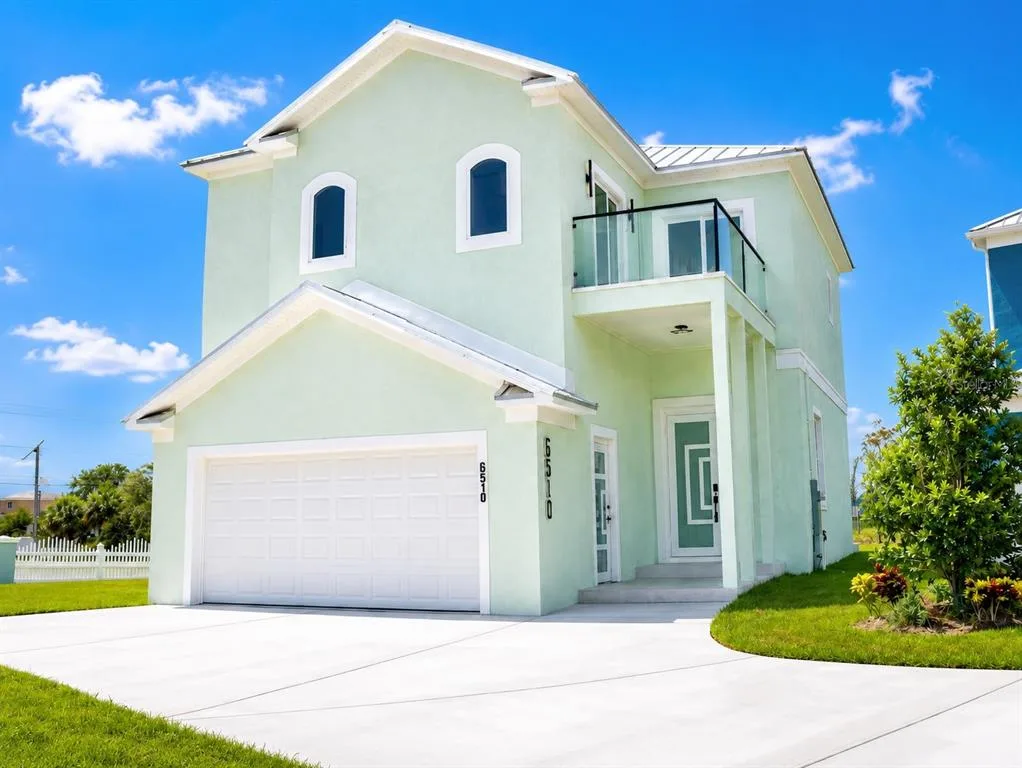 6510 SIMONE SHORES CIR, APOLLO BEACH, FL 33572