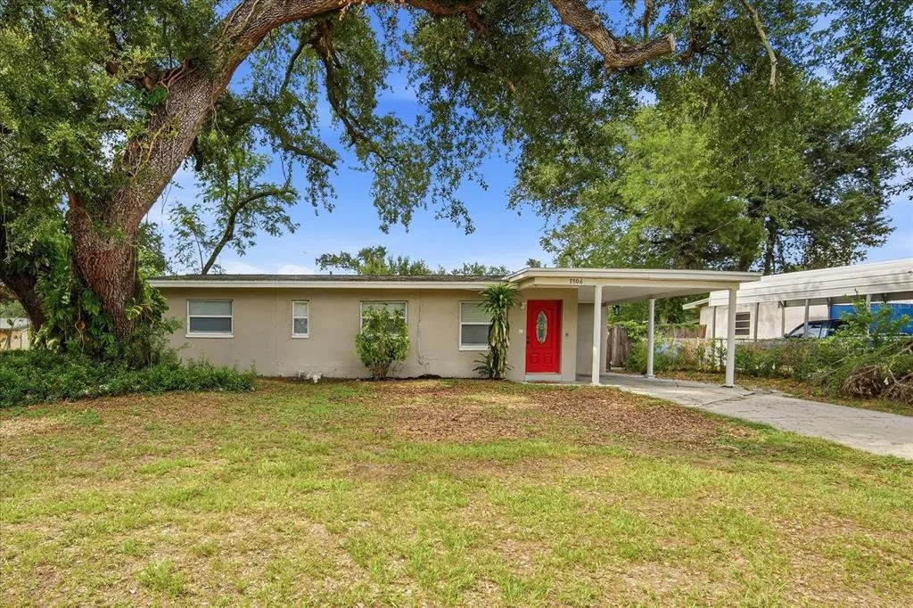 7506 CORAL VINE LANE, TAMPA, FL 33619