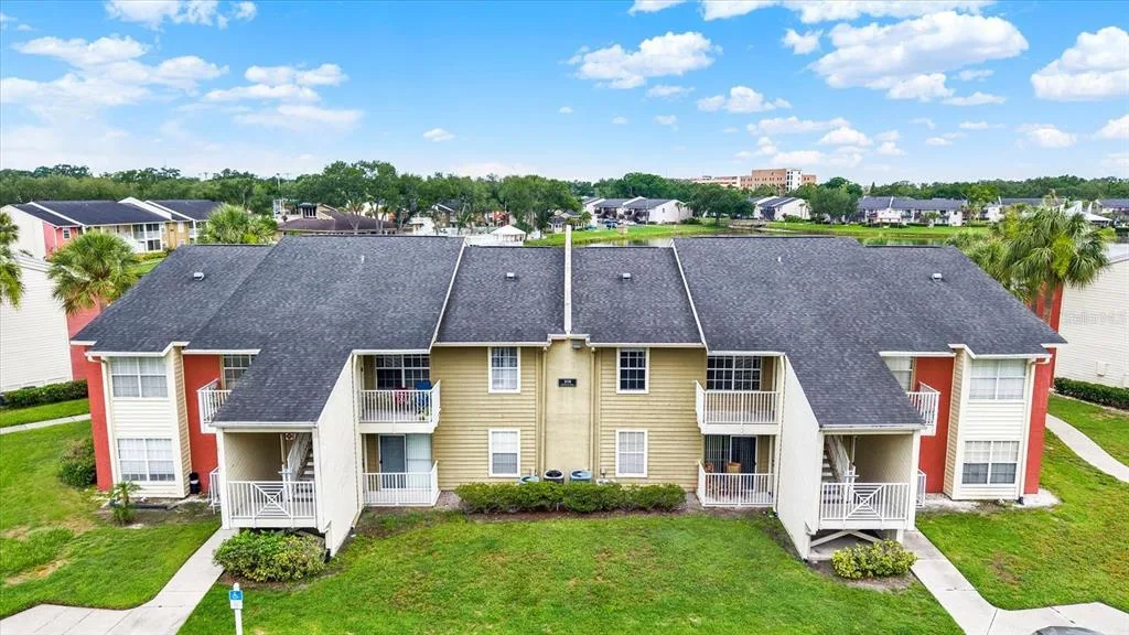 308 LAKE PARSONS GREEN # 203, BRANDON, FL 33511