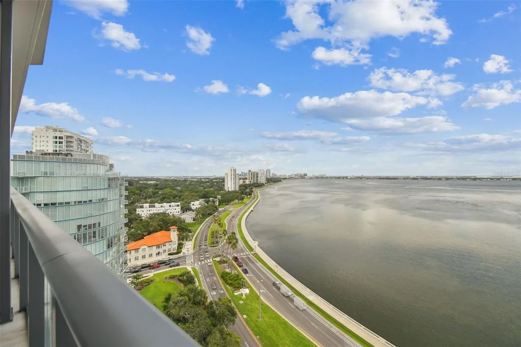 3101 BAYSHORE BOULEVARD # 1402, TAMPA, FL 33629