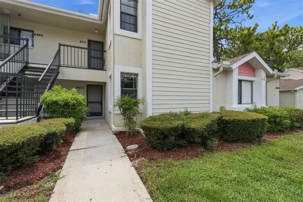 8013 PICKETTS COURT # 1, WEEKI WACHEE, FL 34613