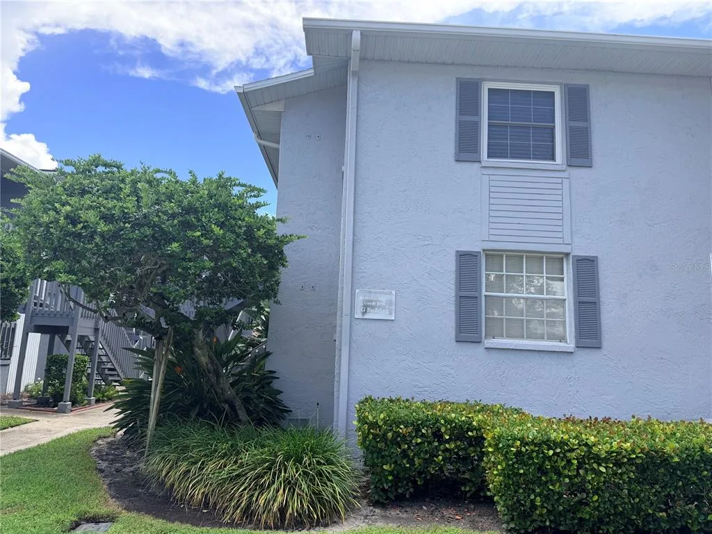 4922 W GANDY BOULEVARD # 102, TAMPA, FL 33611