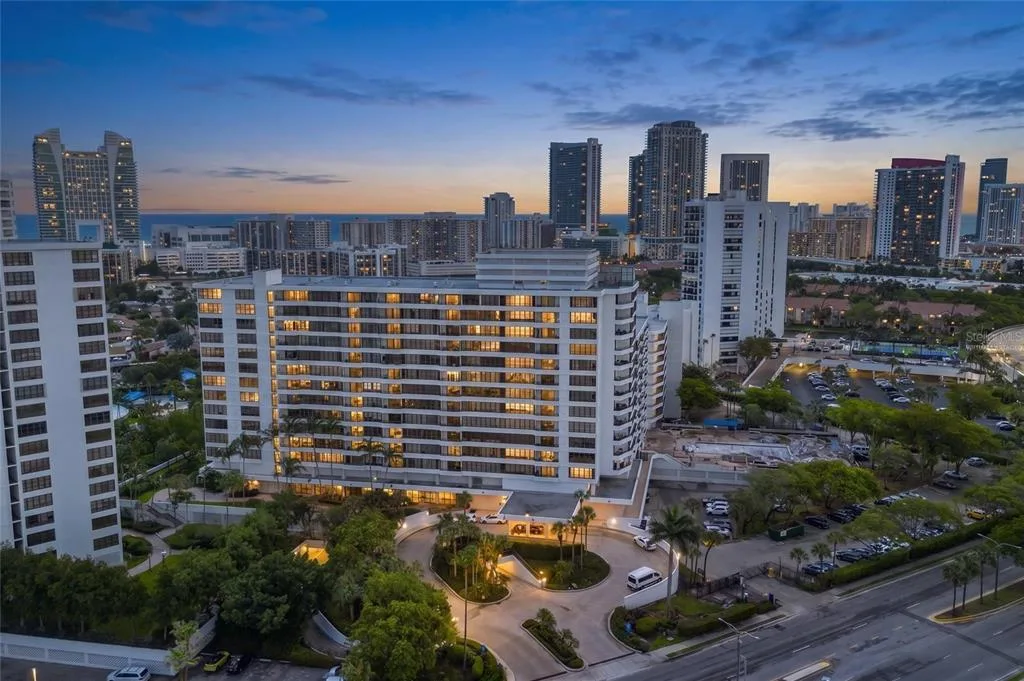 500 THREE ISLANDS BOULEVARD # 1008, HALLANDALE BEACH, FL 33009