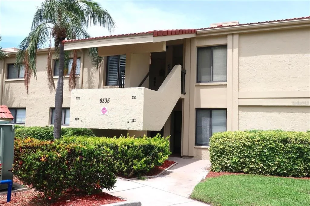 6335 PALMA DEL MAR BOULEVARD S # 221, ST PETERSBURG, FL 33715