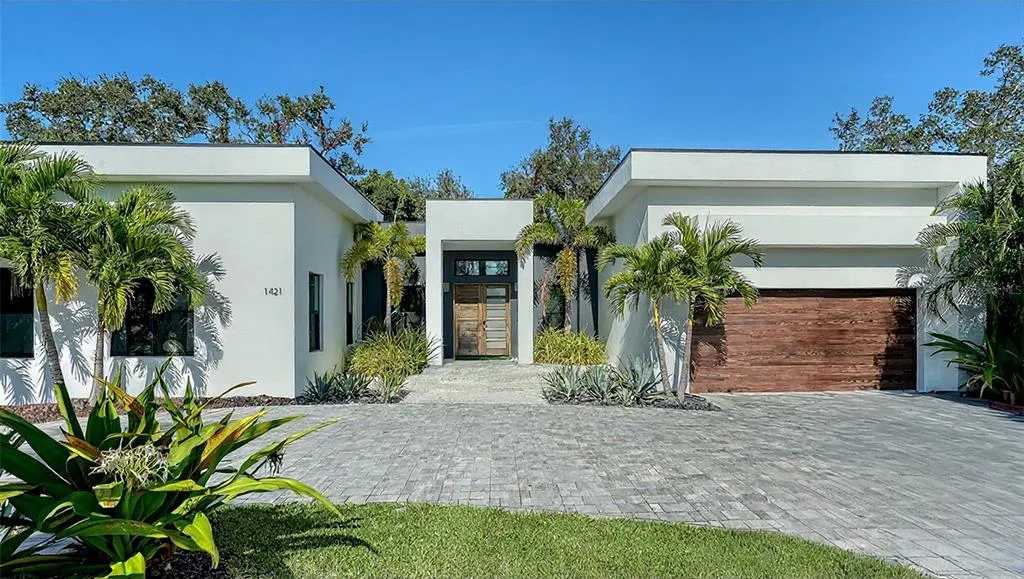 1421 N LAKE SHORE DRIVE, SARASOTA, FL 34231