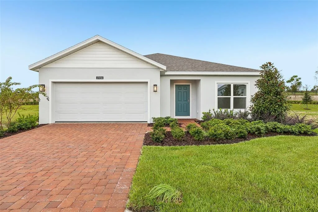 27456 BLACK KITE AVENUE, HOWEY IN THE HILLS, FL 34737