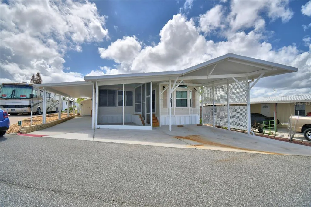 251 PATTERSON ROAD # B23, HAINES CITY, FL 33844