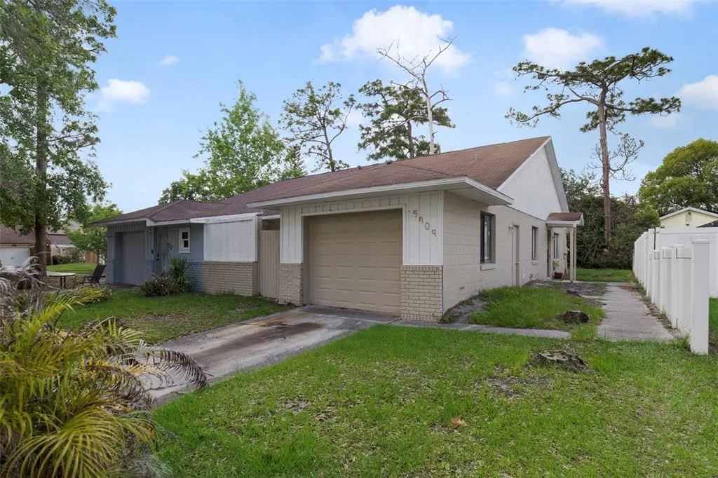 5909 TURNBULL DRIVE, ORLANDO, FL 32822