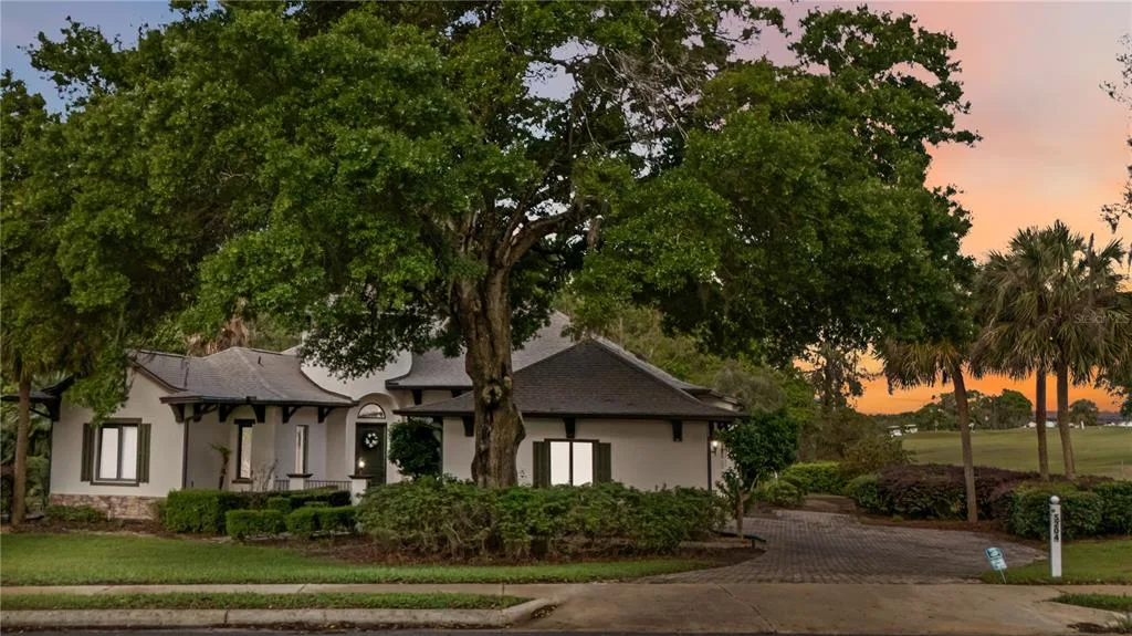 5204 GREENS DRIVE, LADY LAKE, FL 32159