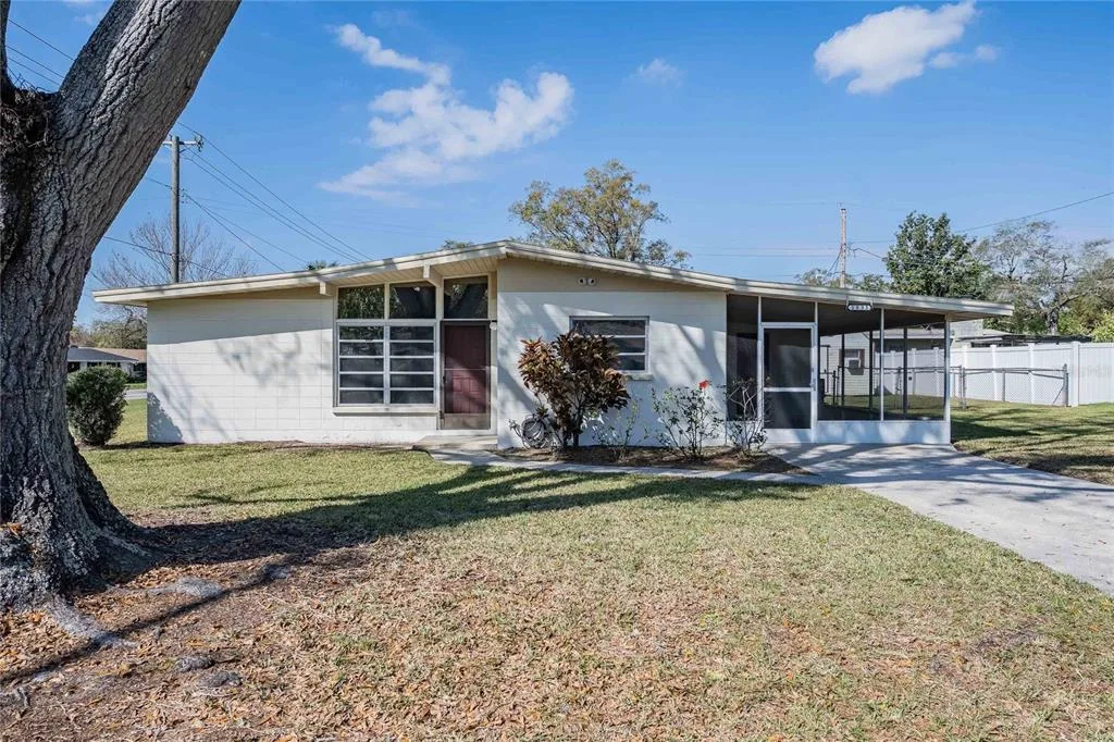1831 STAUNTON AVENUE, LAKELAND, FL 33803