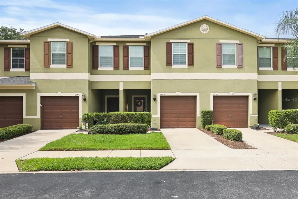 2709 ISABELLA VALLEY COURT, BRANDON, FL 33511