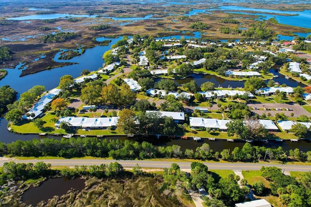 11328 W BAYSHORE DRIVE, CRYSTAL RIVER, FL 34429