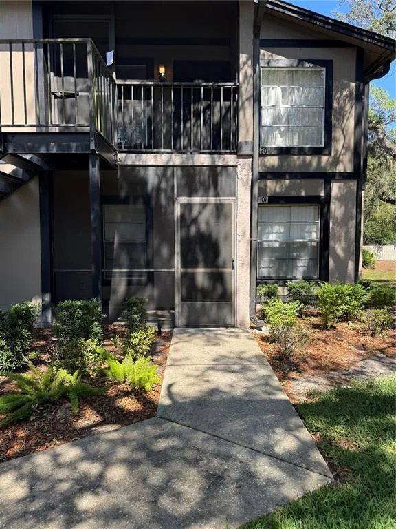 4033 DREAM OAK PLACE # 101, TAMPA, FL 33613