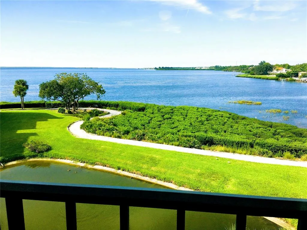 243 MARINER DRIVE # 243, TARPON SPRINGS, FL 34689