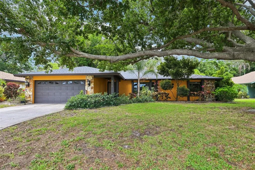 4873 HUNTLEIGH DRIVE, SARASOTA, FL 34233