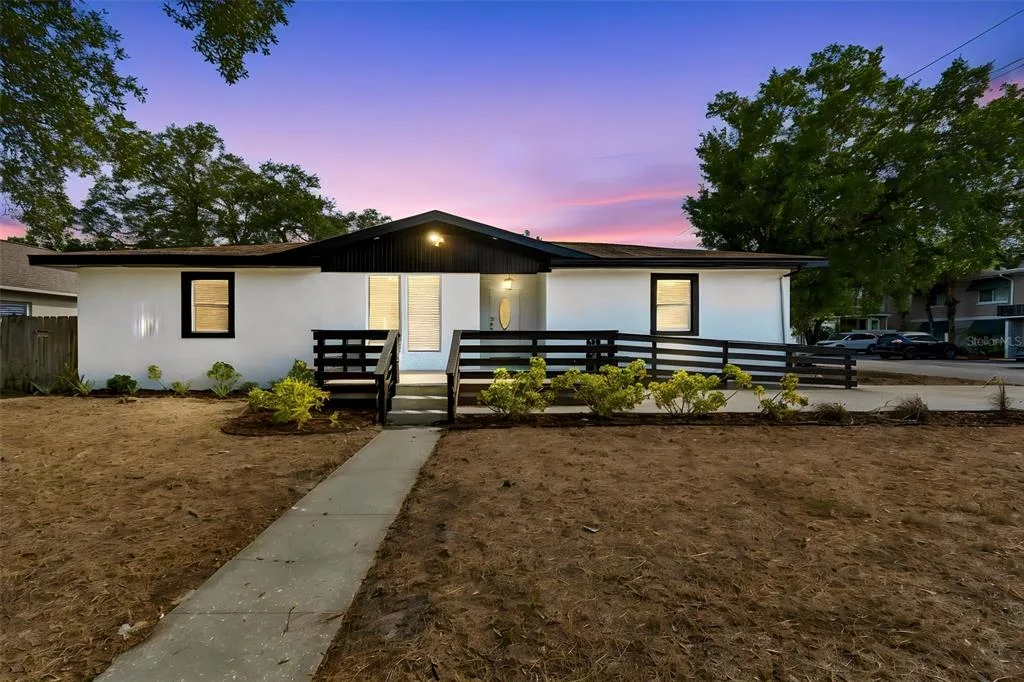 3901 W PLATT STREET, TAMPA, FL 33609