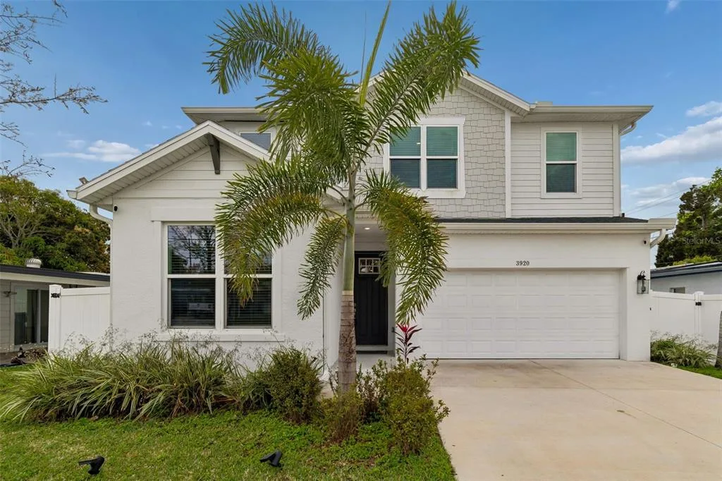 3920 W LEMON STREET, TAMPA, FL 33609