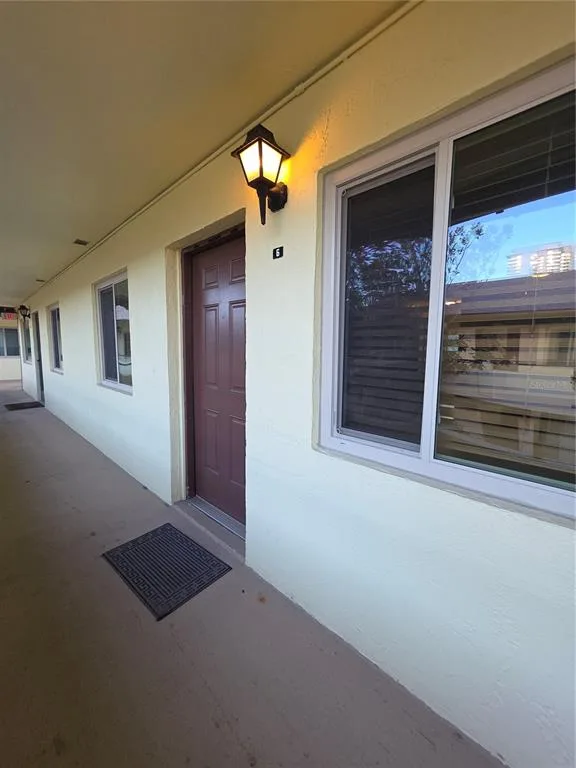 400 OAKRIDGE BOULEVARD # 60, DAYTONA BEACH, FL 32118