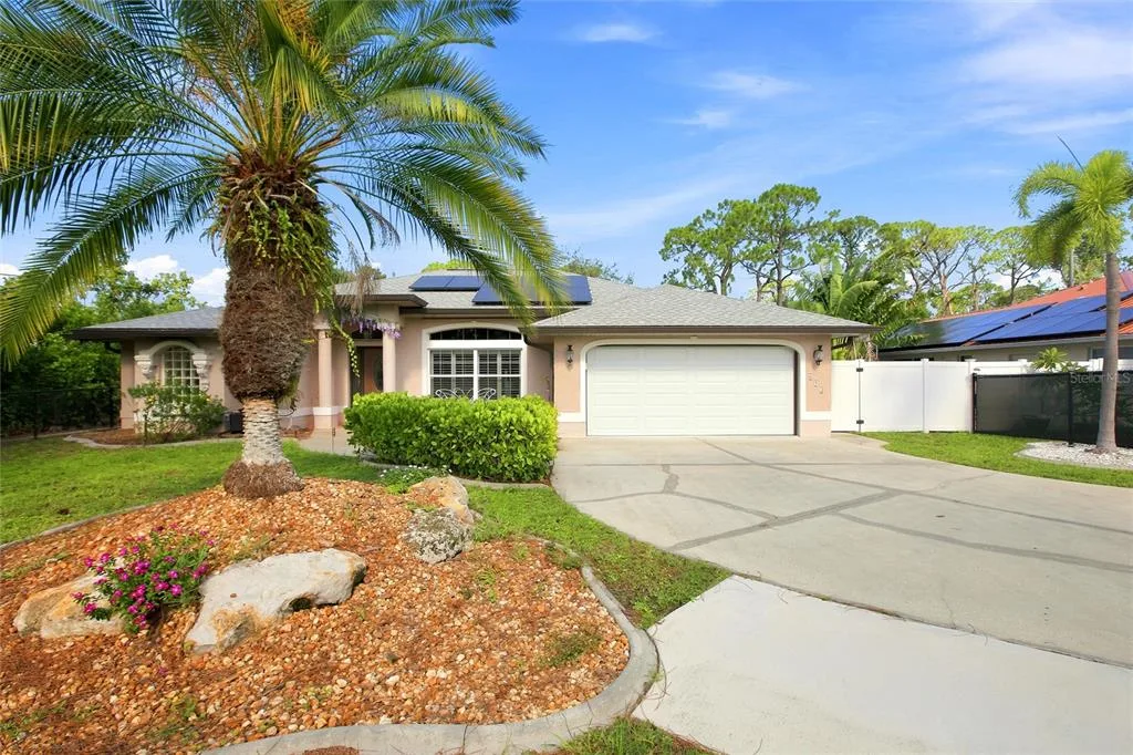 652 N ELM STREET, ENGLEWOOD, FL 34223