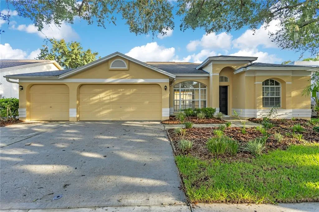 9303 HERITAGE OAK COURT, TAMPA, FL 33647