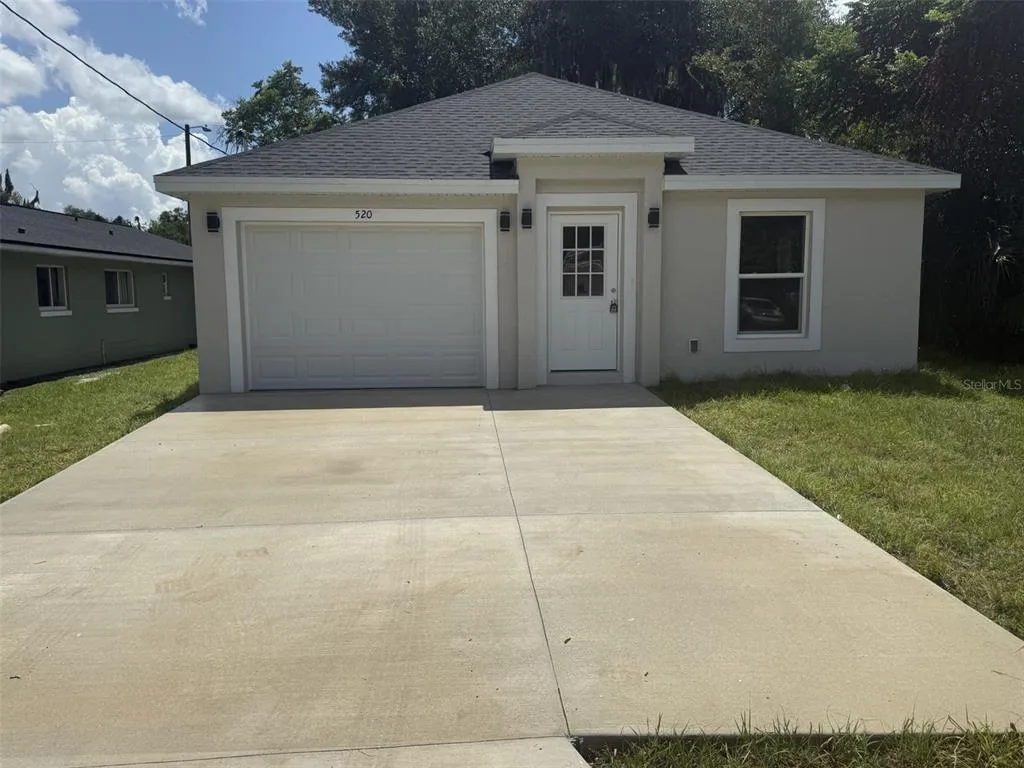 520 W BERESFORD AVENUE, DELAND, FL 32720