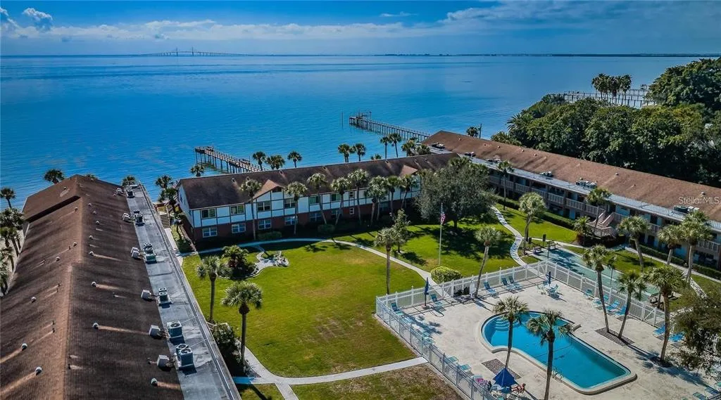 650 PINELLAS POINT DRIVE S # #205, ST PETERSBURG, FL 33705