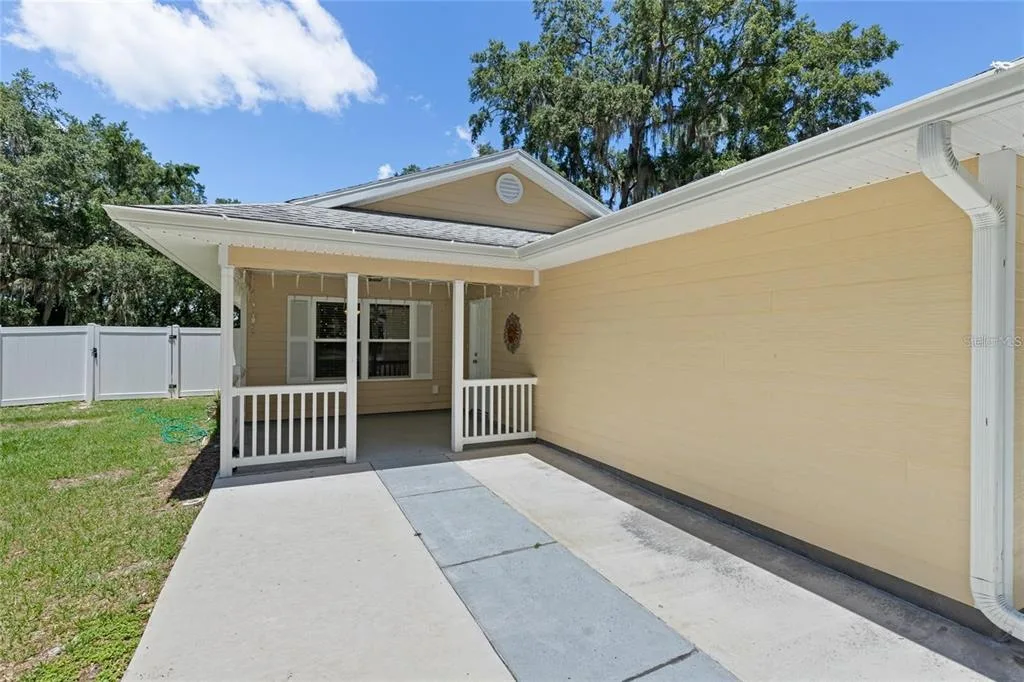 206 E CATAWBA, FRUITLAND PARK, FL 34731