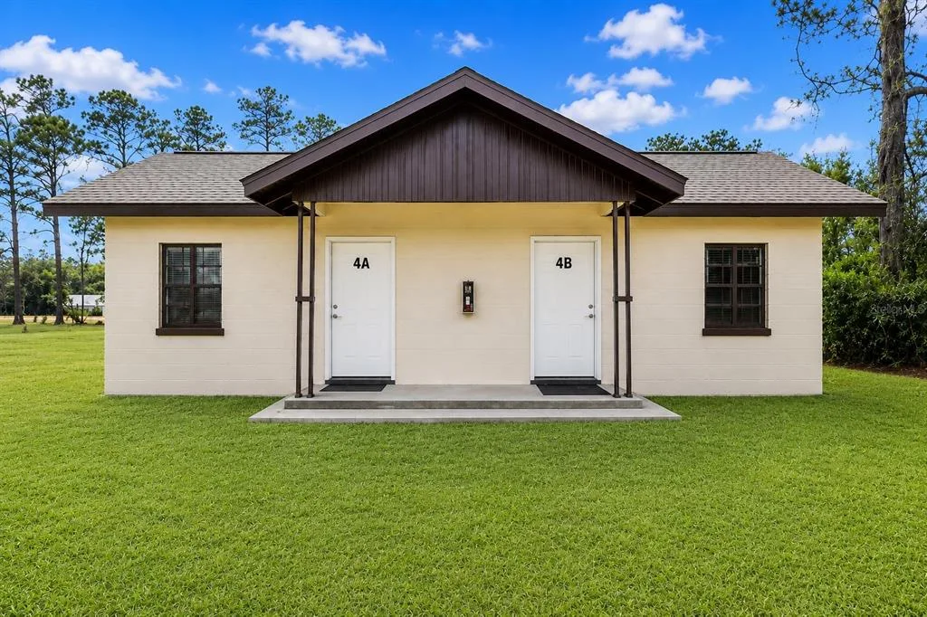 8010 SE US HIGHWAY 301 # 4A, HAWTHORNE, FL 32640