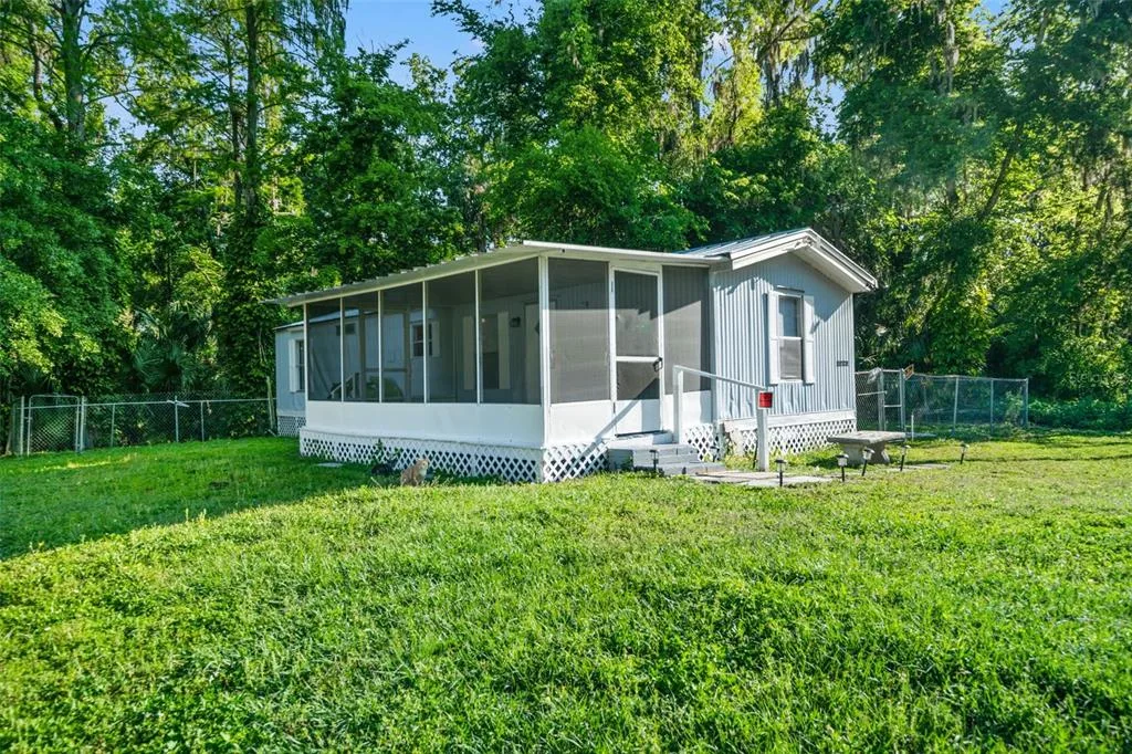 1940 CR 428, LAKE PANASOFFKEE, FL 33538